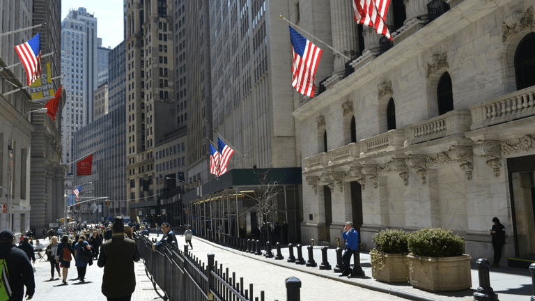 U.S. Markets Rally as AI Momentum and Economic Signals Drive Investor Confidence
