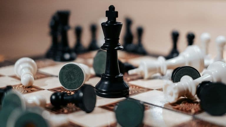 Navigating the Talent Wars: Building a Winning Recruitment Strategy in a Tight Labor Market