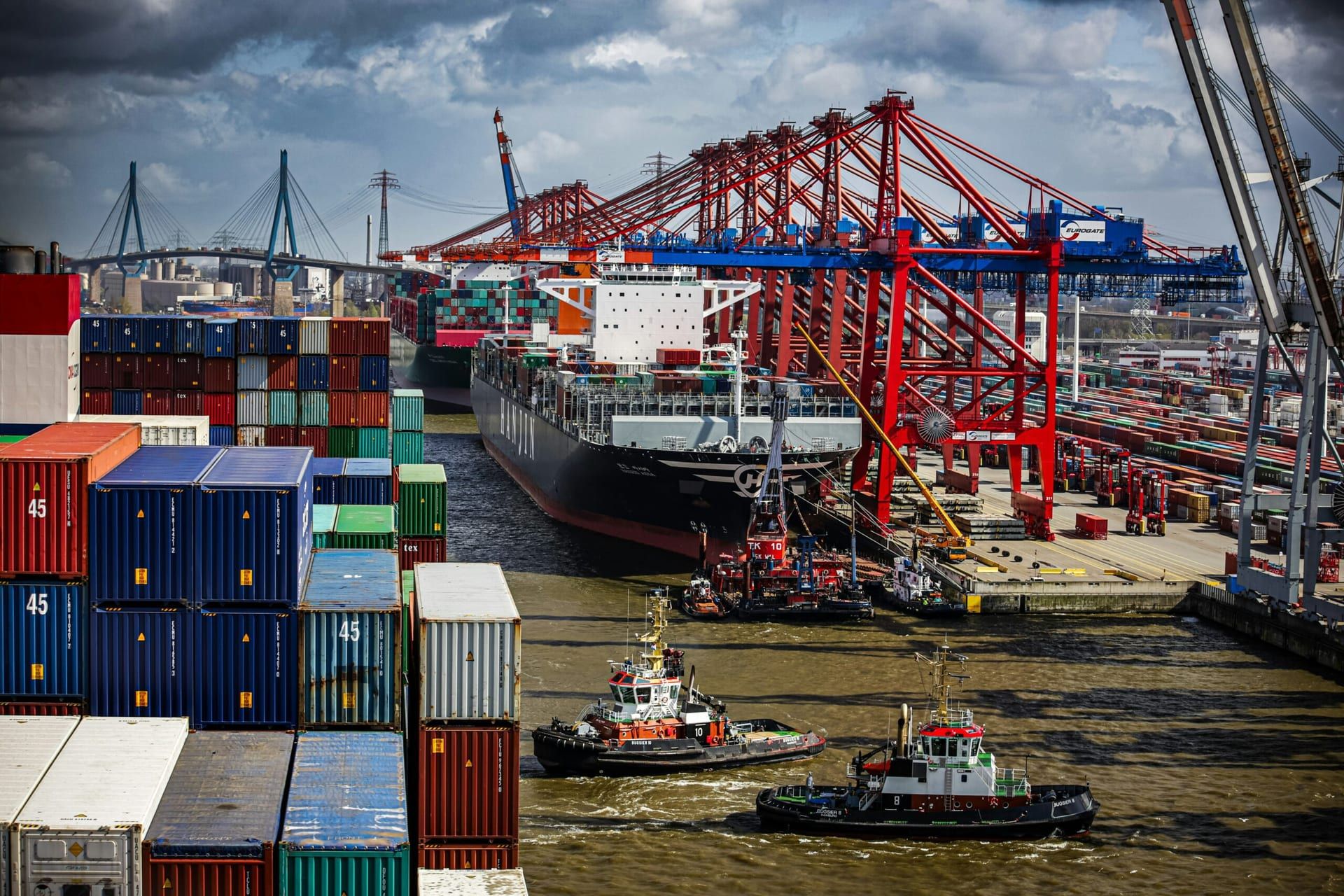 Trump’s Tariff Policy Triggers Global Trade Turmoil