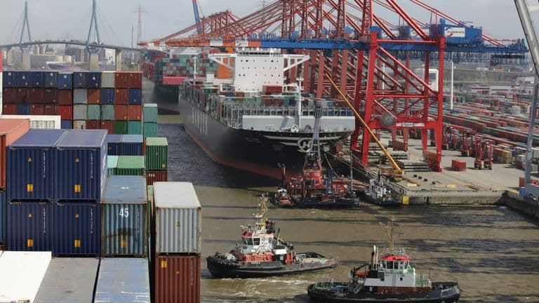 Bank of England Governor Criticizes Trump’s Tariffs for Disrupting Global Trade