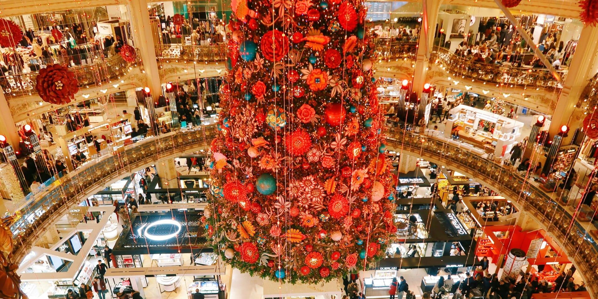 Retailers Brace for Tough Holiday Season as Inflation and Rising Costs Strain Consumer Spending
