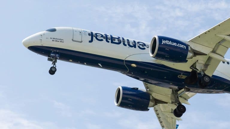 Macy’s Buyout Offer Increases; JetBlue-Spirit Merger Fails Due to Regulatory Challenges