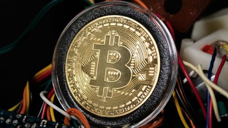 NFTs and Blockchain Transform Music Revenue Models