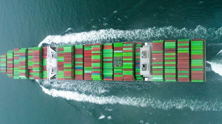 Goldman Sachs Cuts Risk Exposure as Tariff Turmoil Shakes Markets