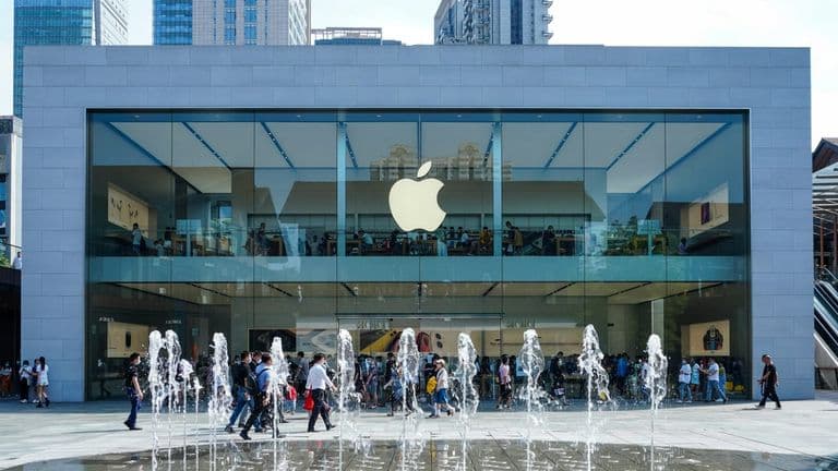 Apple Reports Record iPhone Sales in Strong Q1 Results
