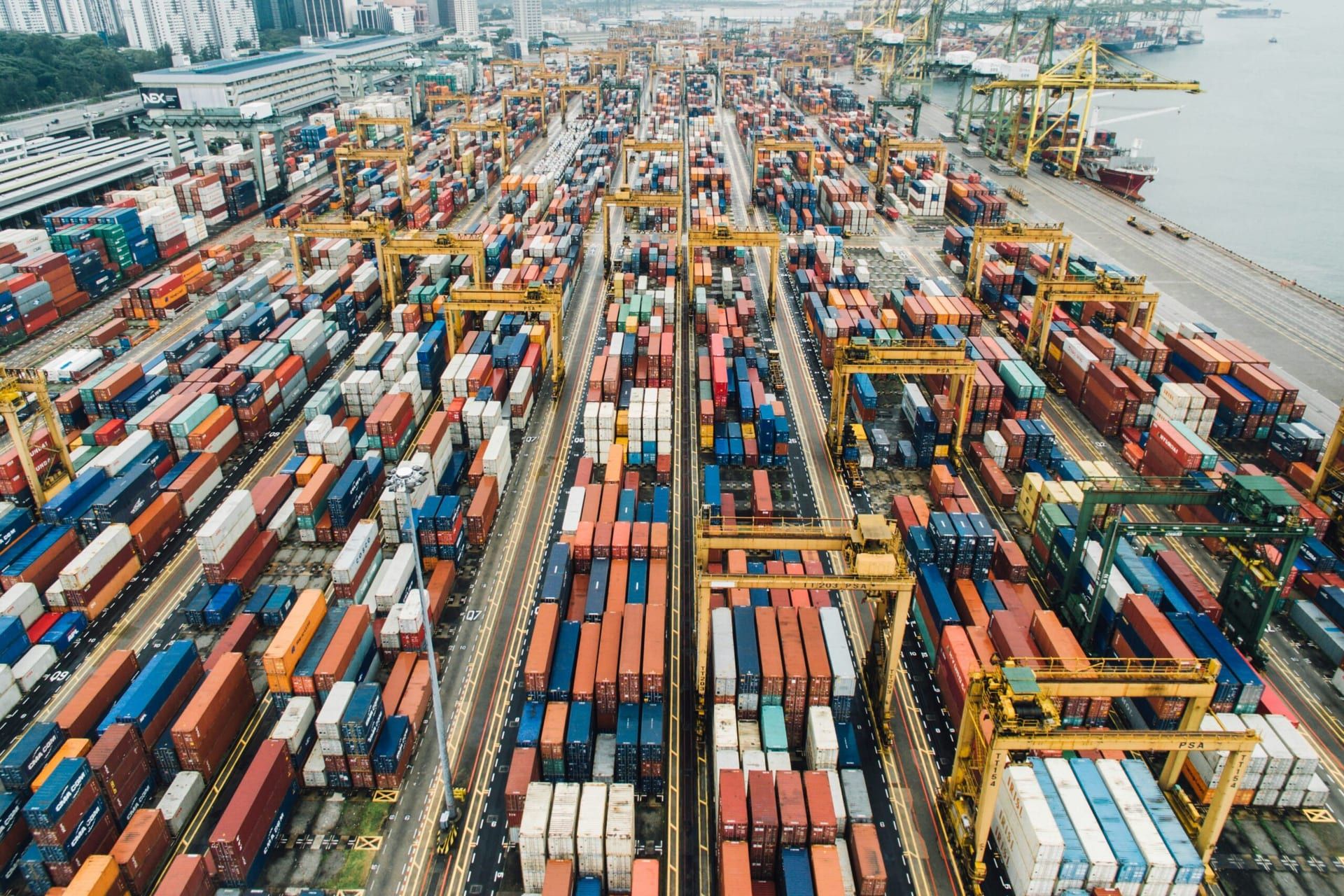 Global Market Reactions to U.S. Tariff Strategies