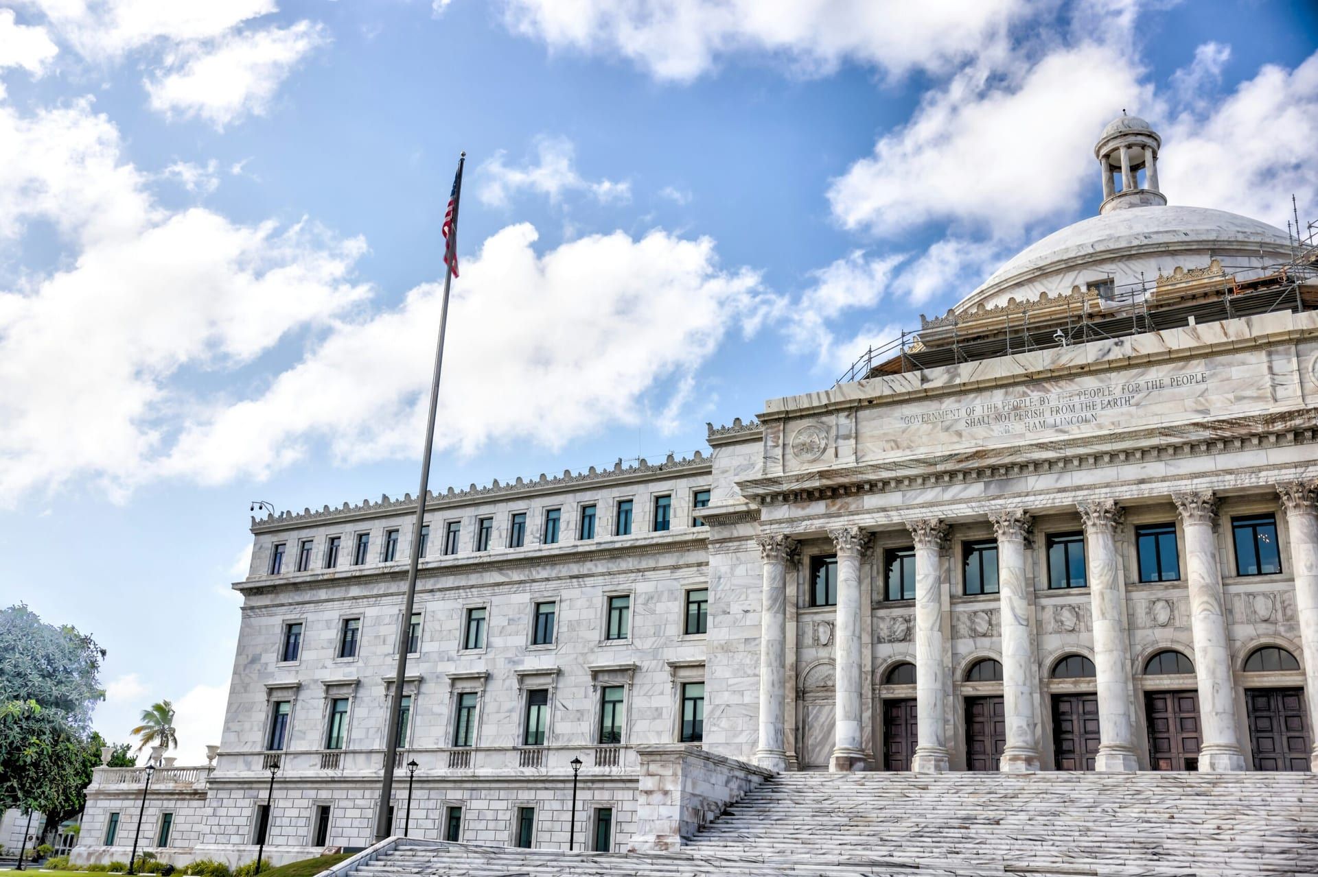 US Financial Markets Slide as Concerns Over Fed’s Continued Rate Hikes Deepen