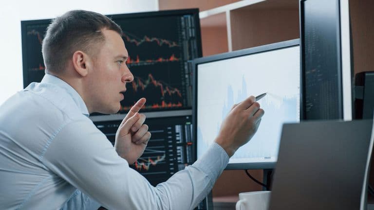 Mastering Crisis Management: Building Resilient Strategies for 2025