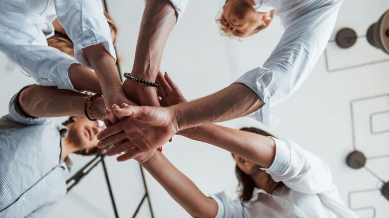 New Survey Reveals How Organizations Are Rethinking Leadership Development in 2025