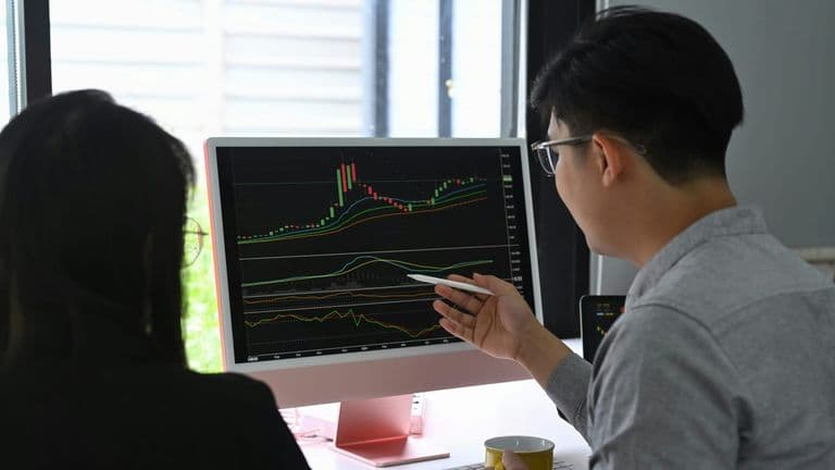 Implementing Agile Strategies to Overcome Market Volatility