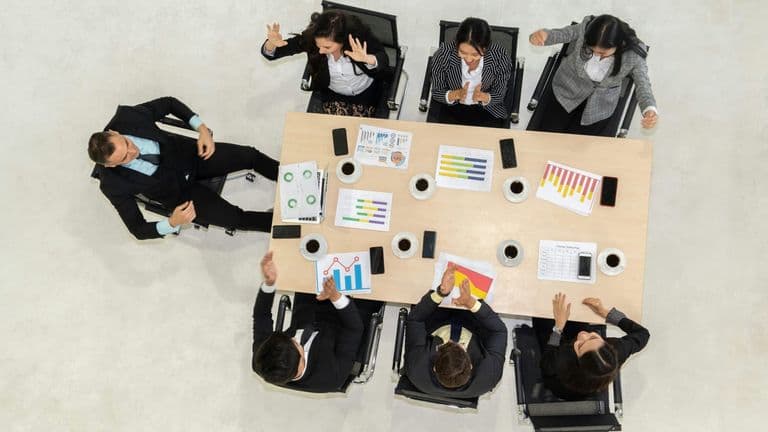 Building Resilient Teams: The Key to Thriving in Times of Uncertainty