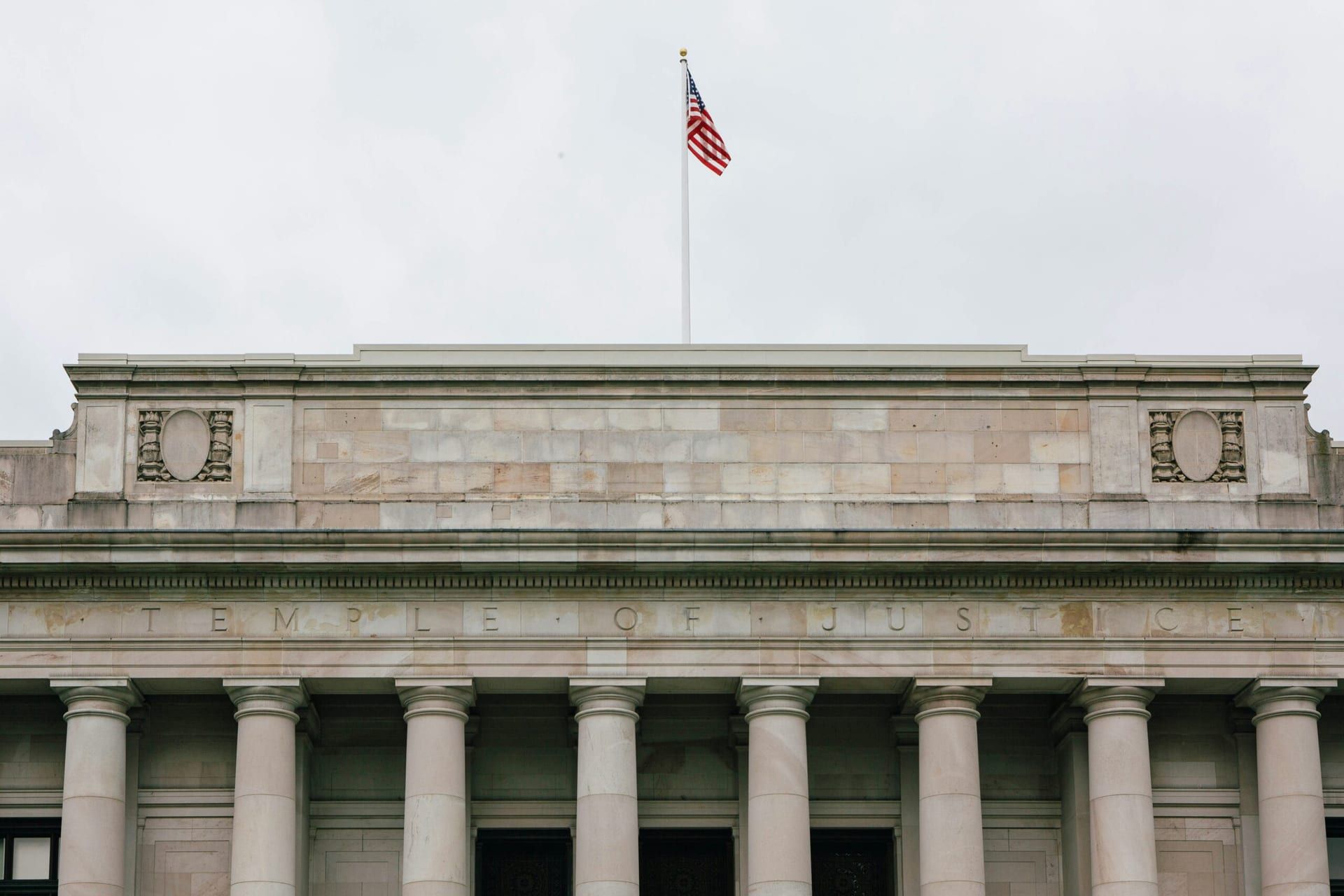 US Financial Markets Drop as Federal Reserve Hikes Rates Again Amid Stubborn Inflation