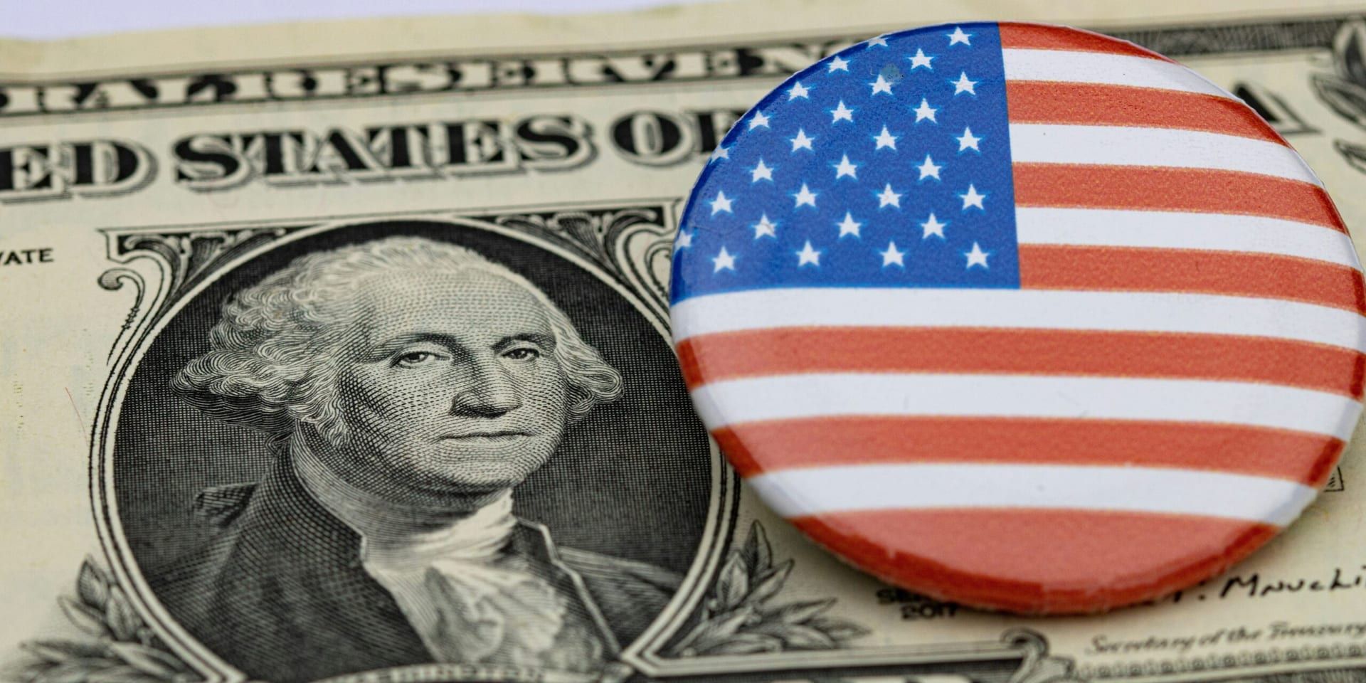 JPMorgan Warns of Stagflation Risk as U.S. Tariffs Threaten Economic Outlook