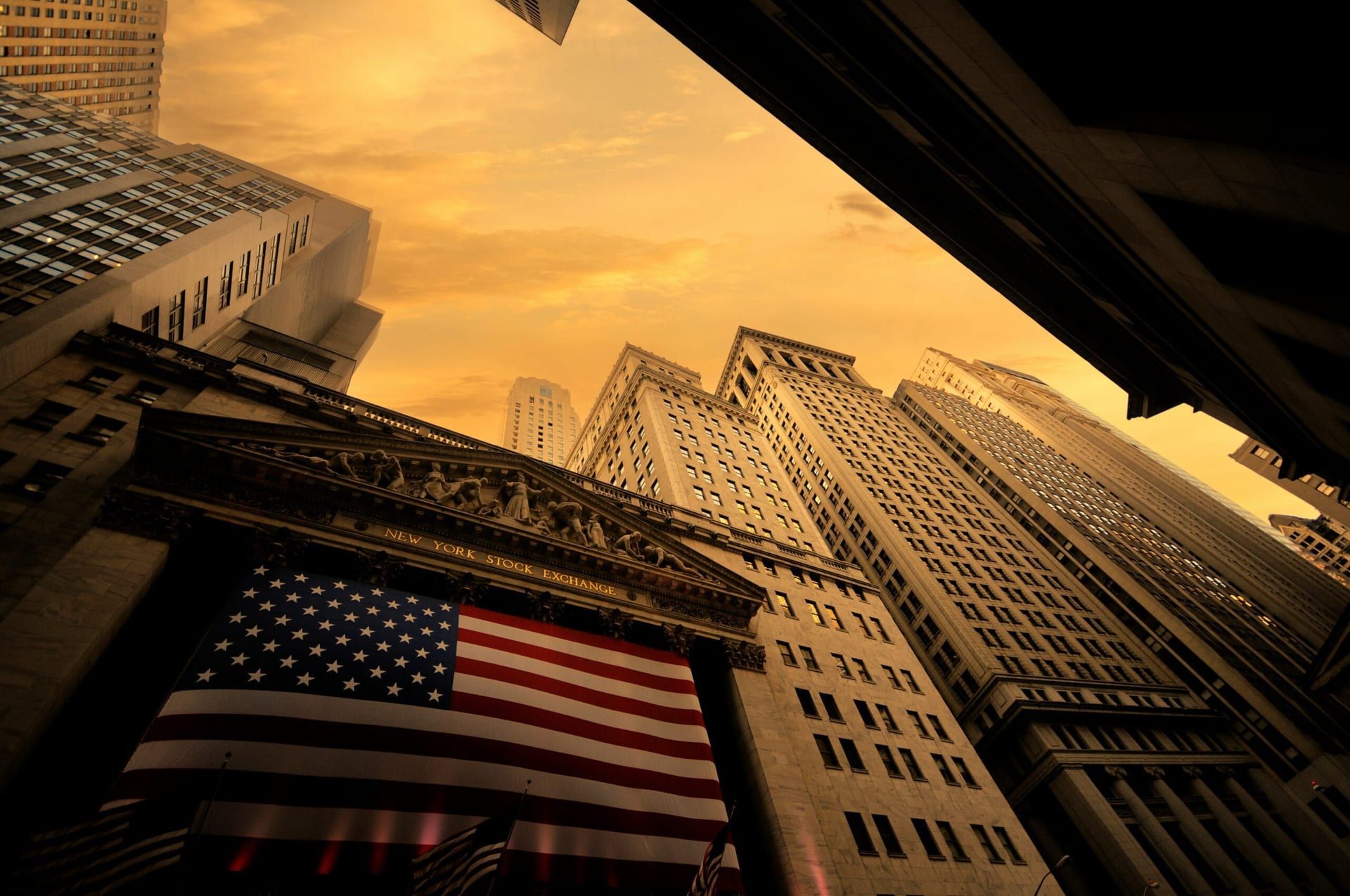 US Financial Markets Begin 2024 with Cautious Optimism Amid Economic Uncertainty