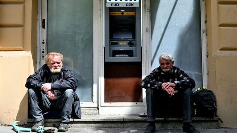 U.S. Economy Faces Contraction Amid Global Turmoil