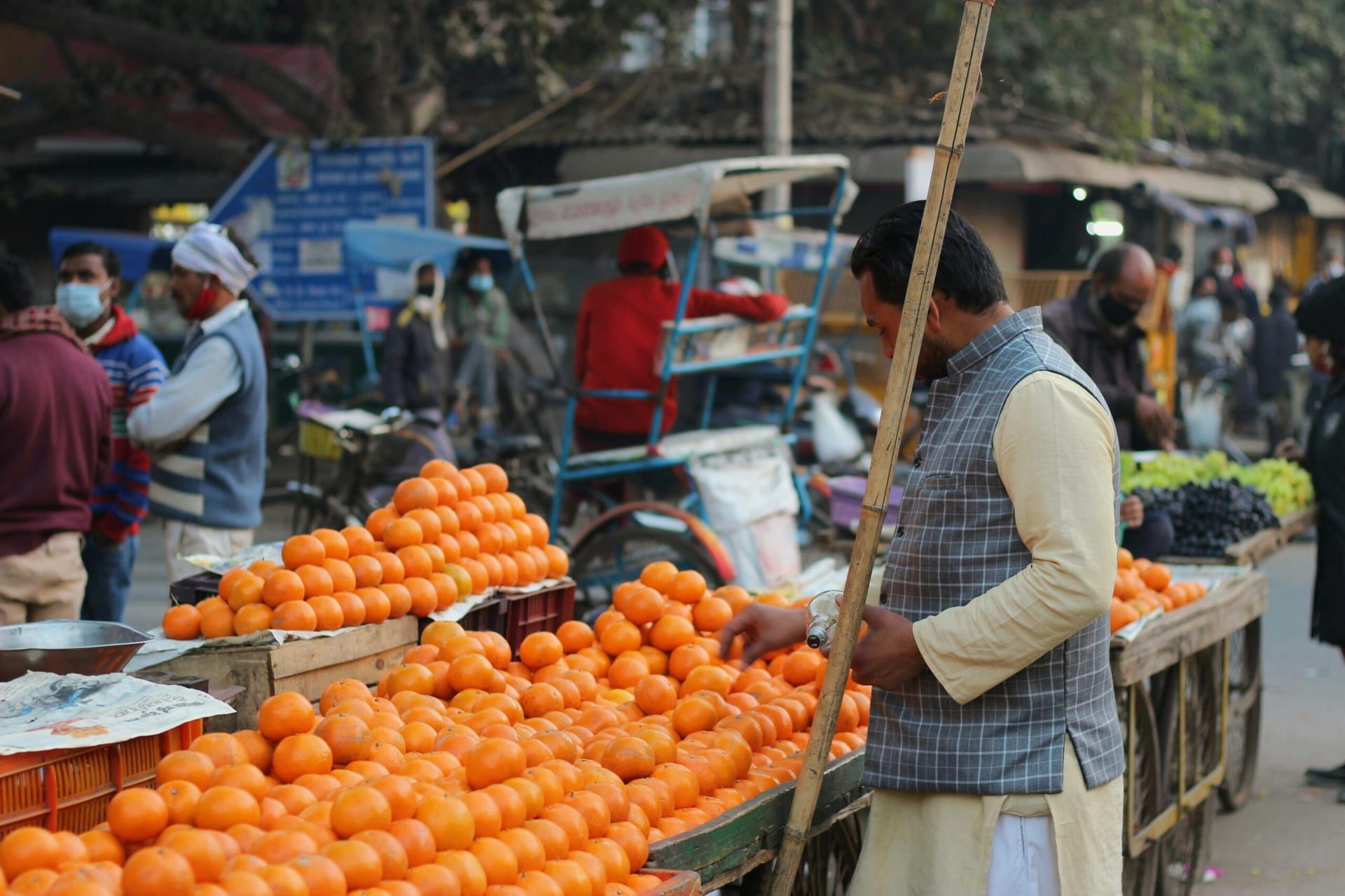 PMI Data Reveals Economic Growth Amid Inflation Concerns