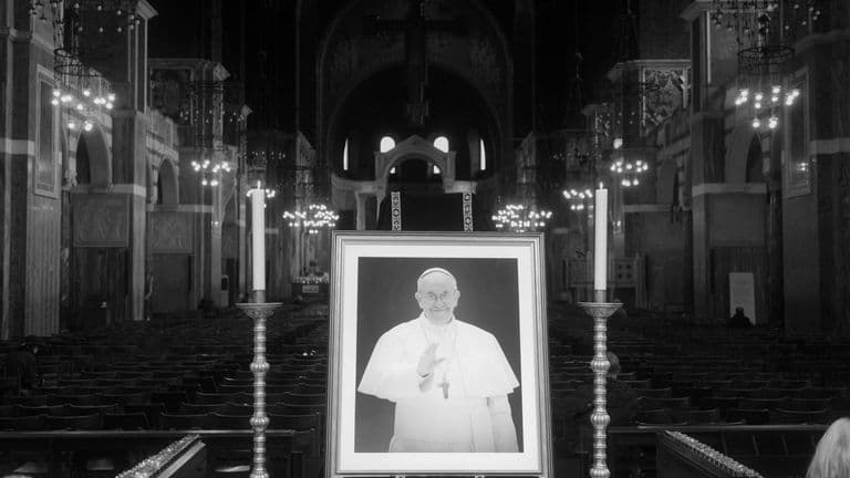 Pope Francis Dies at 88, Leaving a Profound Global Legacy