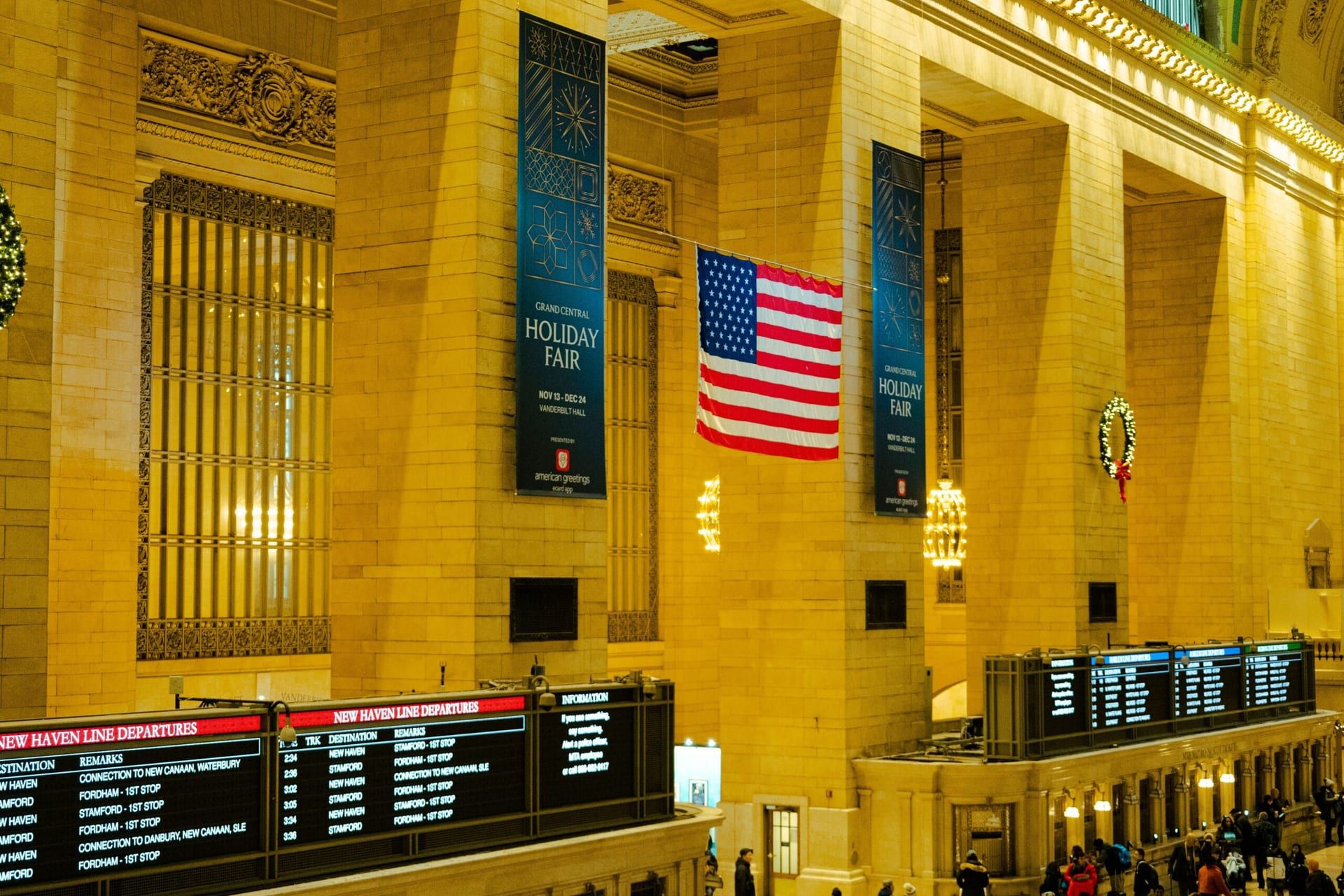 US Financial Markets Volatile After Mixed Economic Data; Inflation Concerns Persist