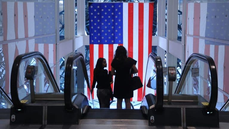 U.S. Government Shutdown Halts Key Economic Data Releases
